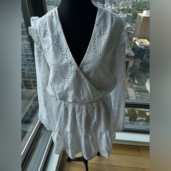 🆕 LILLY PULITZER 🧿 NWT Taviana Dress Resort White Circle Bloom Eyelet - Sz 12 - Picture 12 of 16